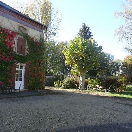 La Belle D'Antan Bed & Breakfast Saint-Bonnet-en-Bresse Exterior photo